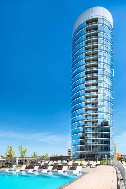 360 E Market St #2303, Indianapolis, IN 46204