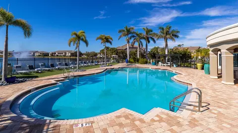24001 Madaca Ln #07-204, Port Charlotte, FL 33954