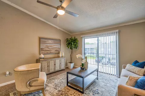 950 Fm 1959 Rd #403, Houston, TX 77034