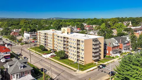 449 Hamilton St #208, Norristown, PA 19401