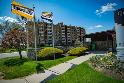 300 Chatham Park Dr #25200TB, Pittsburgh, PA 15220