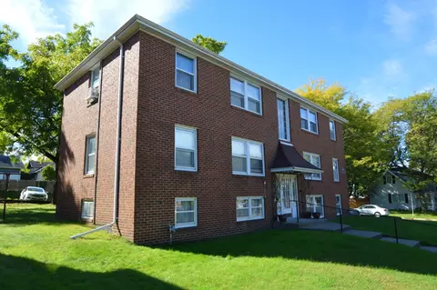 1994 Saint Clair Ave #1994-02, Saint Paul, MN 55105
