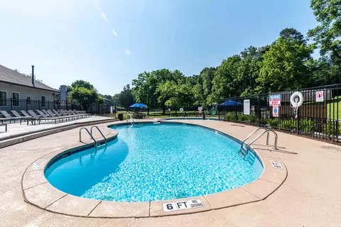 8608 Eagle Pointe Dr #18528, Knoxville, TN 37931
