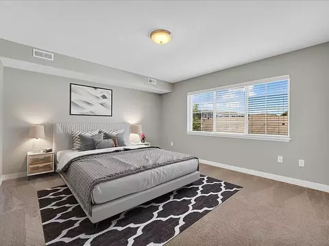 15056 Elizabeth Jean Ct #220, Grand Haven, MI 49417