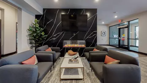 14589 14589 Robert Trl S #214, Rosemount, MN 55068