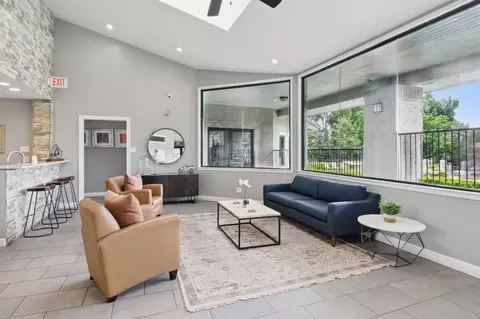 2711 Trinity Bend Cir #10-1021, Arlington, TX 76006
