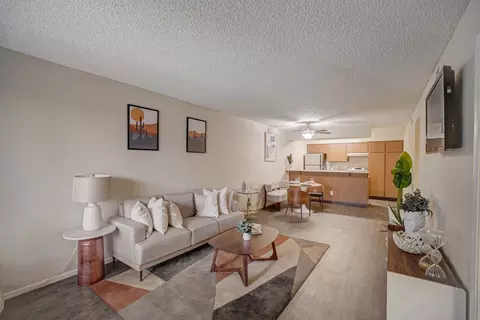 2700 W Sahuaro Dr #02-104, Phoenix, AZ 85029