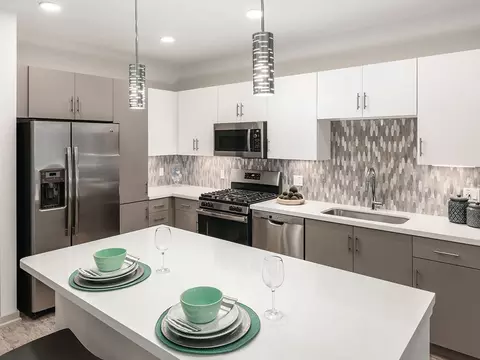 909 E Playa Del Norte Dr #4004, Tempe, AZ 85281