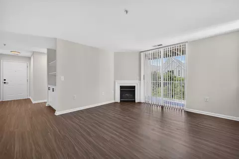 141 Willowdale Dr #201-34, Frederick, MD 21702 photo 6
