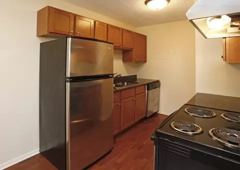 2130 County Rd E #GRANITE FALLS AT SILVER LAKE, New Brighton, MN 55112