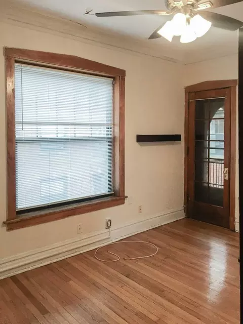 2876 N Clark St #2890-3, Chicago, IL 60657