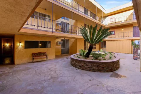 1377 E Windsor Rd #111, Glendale, CA 91205 photo 4
