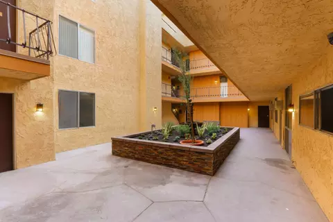 1377 E Windsor Rd #111, Glendale, CA 91205 photo 2