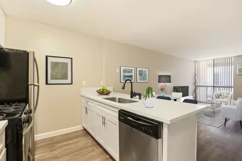 1377 E Windsor Rd #111, Glendale, CA 91205 photo 11