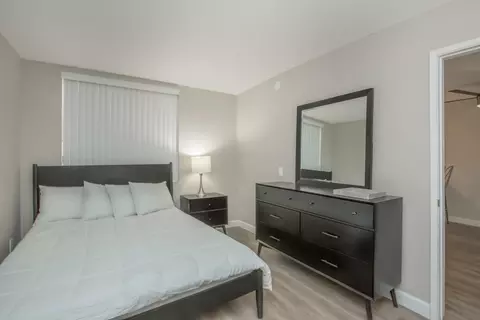 1377 E Windsor Rd #111, Glendale, CA 91205 photo 15