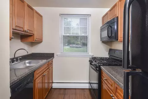 2318 Rosemore Ave #H-12, Glenside, PA 19038