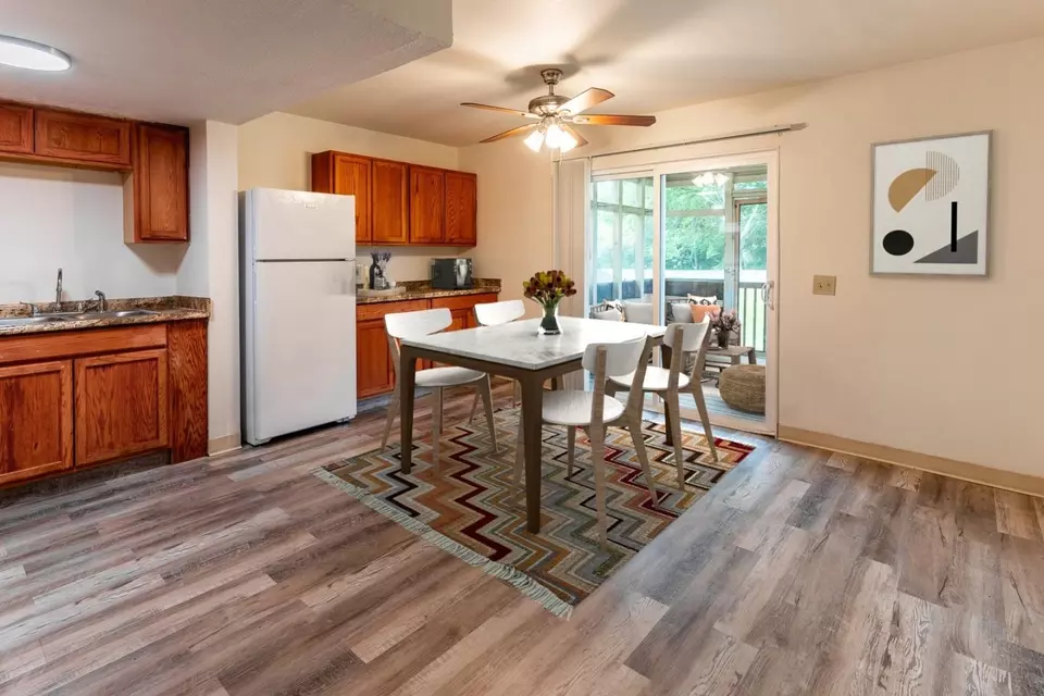  420 Arbor Pointe Dr #496, Battle Creek, MI 49037 photo 2