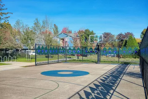 213 NE Conifer Blvd #119H, Corvallis, OR 97330