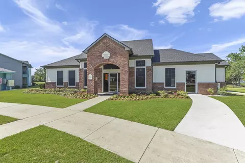 6195 N Major Dr #3-303, Beaumont, TX 77713