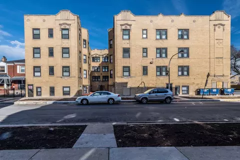 418 S Laramie Ave #5200B, Chicago, IL 60644