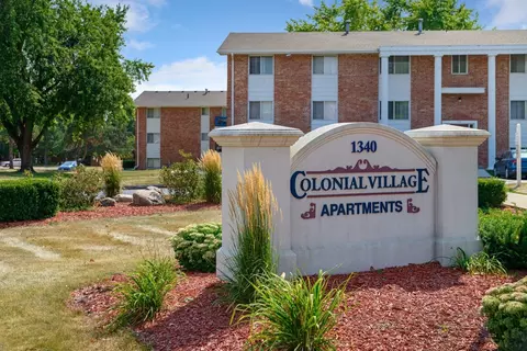 1340 42nd St #135-08VB, West Des Moines, IA 50266