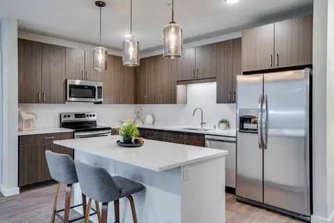 325 Cedar St #1006, Saint Paul, MN 55101