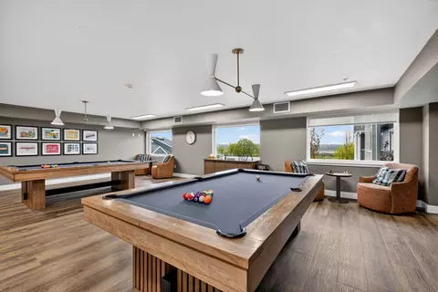 1001 E Marine View Dr #F17, Everett, WA 98201