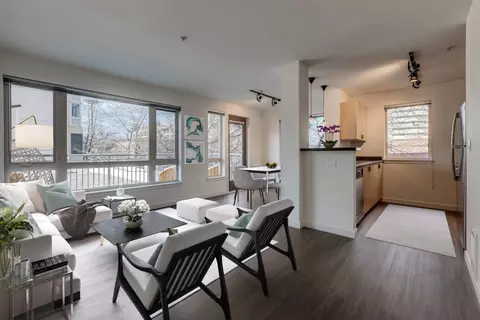 2201 4th Ave #506, Seattle, WA 98121