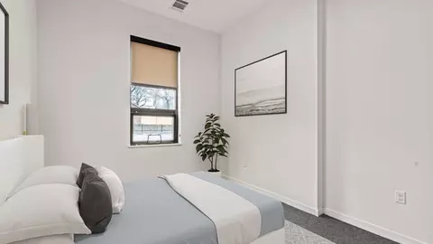 660 E 63rd St, Kansas City, MO 64108