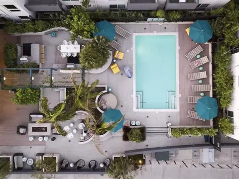 915 N La Brea Ave #651, West Hollywood, CA 90038