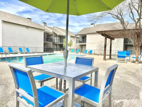5444 Peterson Ln #15-1025, Dallas, TX 75240