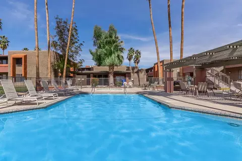 300 S Calle El Segundo #067, Palm Springs, CA 92262