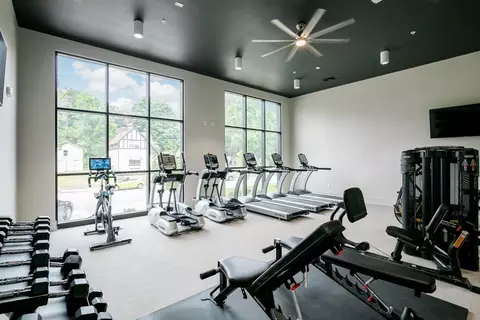 455 W Sullivan St #104, Kingsport, TN 37660