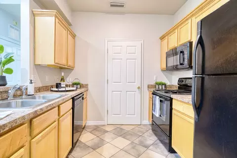 4203 SW 31st Dr #4203 - 2, Gainesville, FL 32608