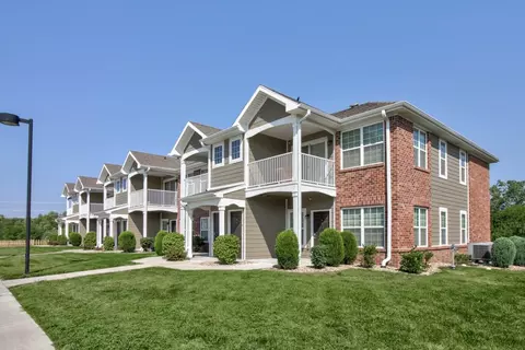 8600 Leighton Ave #19142, Lincoln, NE 68507
