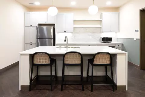 6230 University Ave #321, Middleton, WI 53562