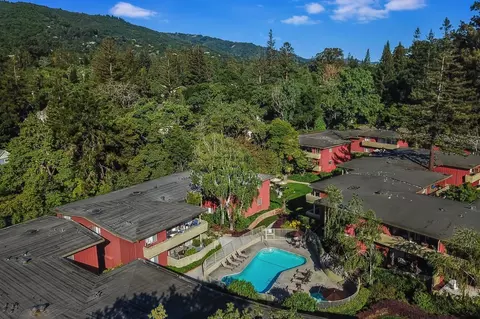 347 Massol Ave #202, Los Gatos, CA 95030