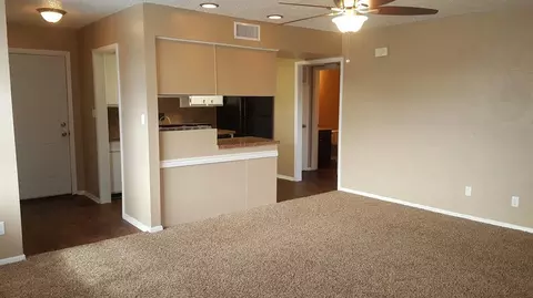 120 NW 44th St #J002, Lawton, OK 73505