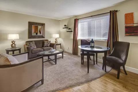 230 W 14th Ave #317, Anchorage, AK 99501