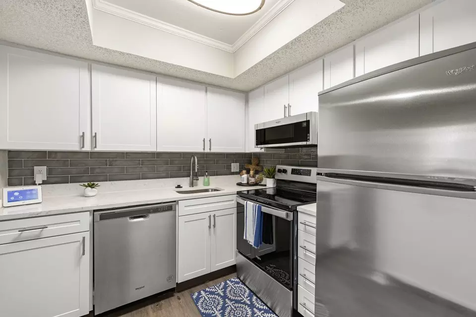  4800 S Westshore Blvd #812, Tampa, FL 33611 photo 4