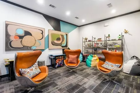 6900 Lake Woodlands Dr #713, The Woodlands, TX 77382