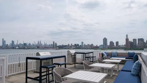 1 Harborside Pl #1-245, Jersey City, NJ 07311