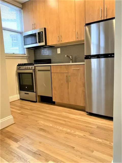 2070 Belmont Rd NW #503, Washington, DC 20009