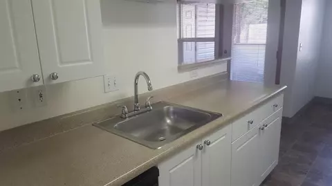 838 SE Cochran Dr #303, Gresham, OR 97080 photo 6