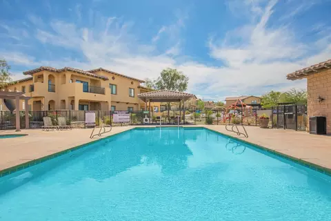 37600 College Dr #A4-104, Palm Desert, CA 92211