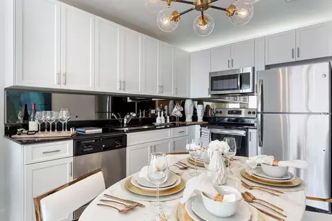 3808 Crystal Lake Dr #505, Pompano Beach, FL 33064