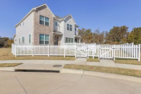 1200 Good Ln #1328GL, Denton, TX 76209