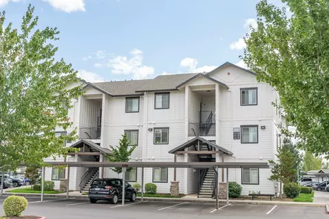 201 Deann Dr #09, Independence, OR 97351
