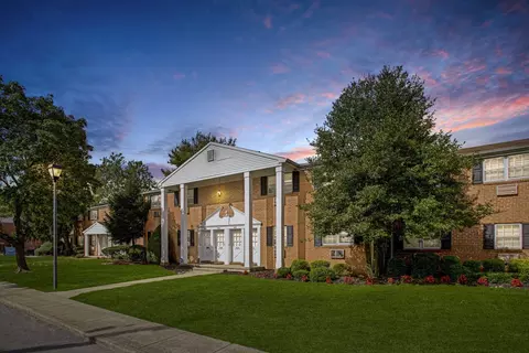 800 Brand Ave #1608, Clementon, NJ 08021