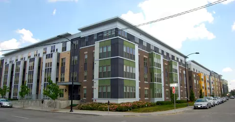 100 2nd Ave #325, Des Moines, IA 50309